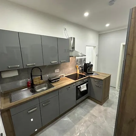 Apartman Stylish Theater 1 *