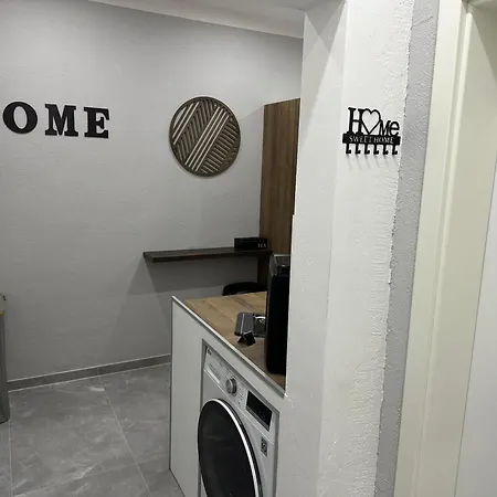 شقة Stylish Theater 1 كرويتستال